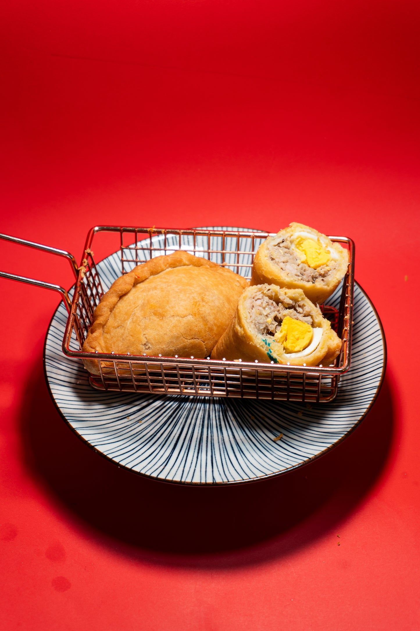 Black Pepper Chicken Puff